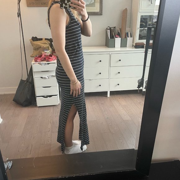 Stripped Maxi Ribbed Dress - Picture 4 of 4